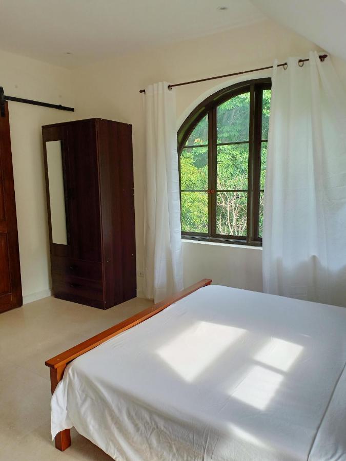 Angono El Castillo Bed And Breakfast المظهر الخارجي الصورة