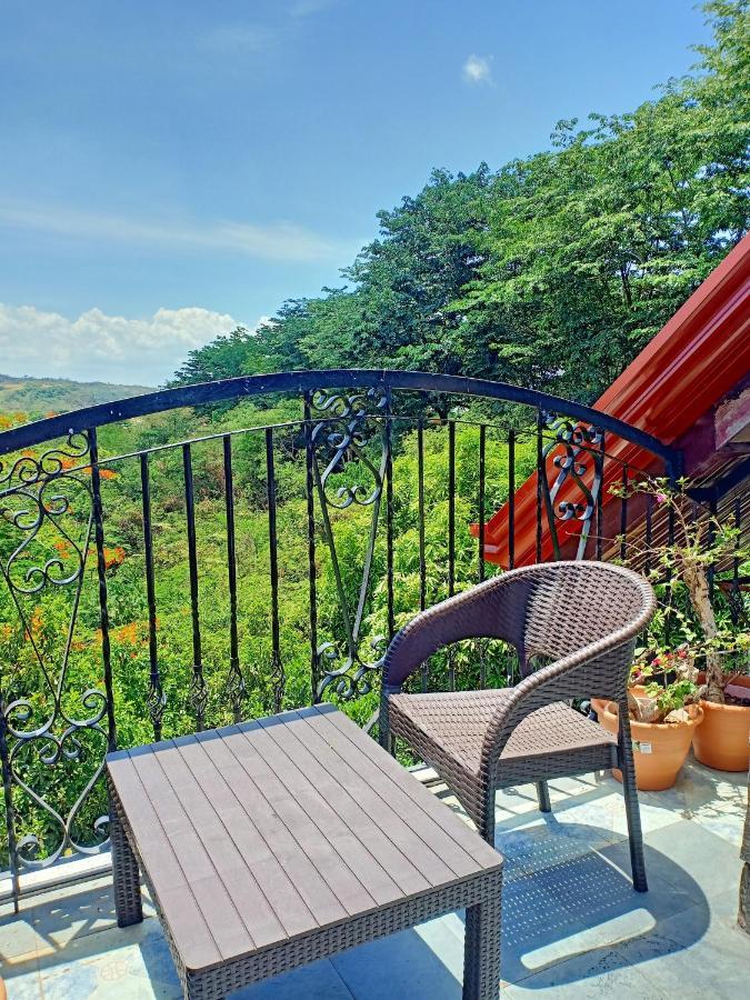 Angono El Castillo Bed And Breakfast المظهر الخارجي الصورة