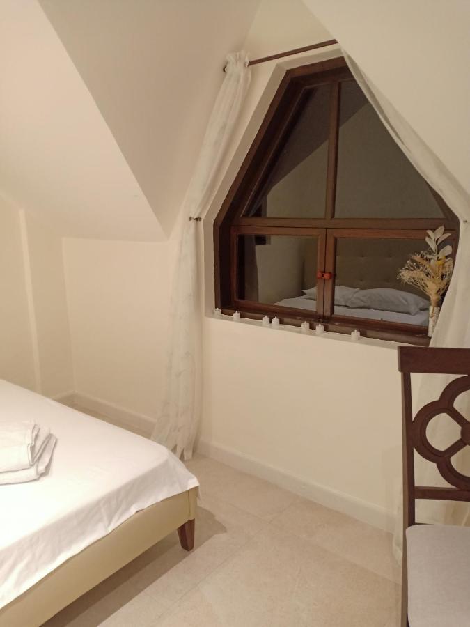 Angono El Castillo Bed And Breakfast المظهر الخارجي الصورة