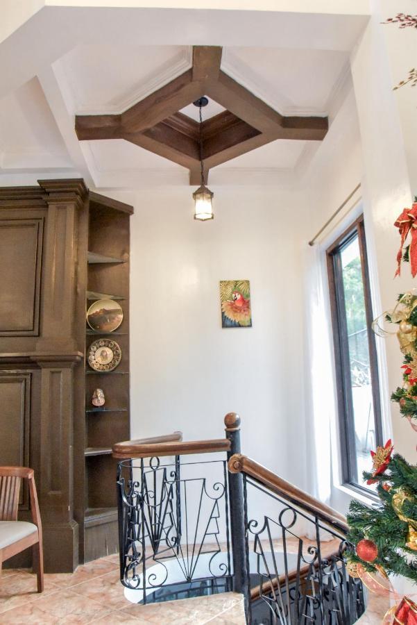 Angono El Castillo Bed And Breakfast المظهر الخارجي الصورة