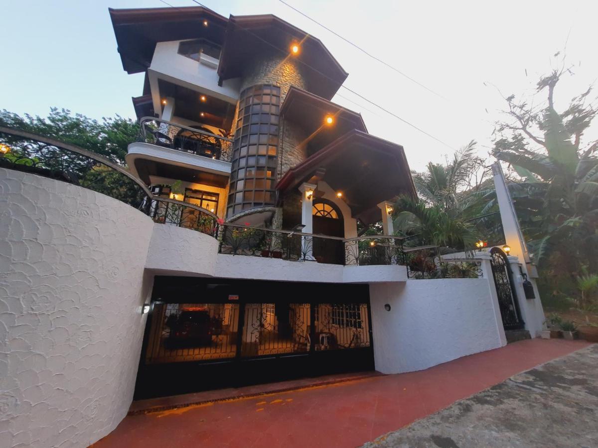 Angono El Castillo Bed And Breakfast المظهر الخارجي الصورة