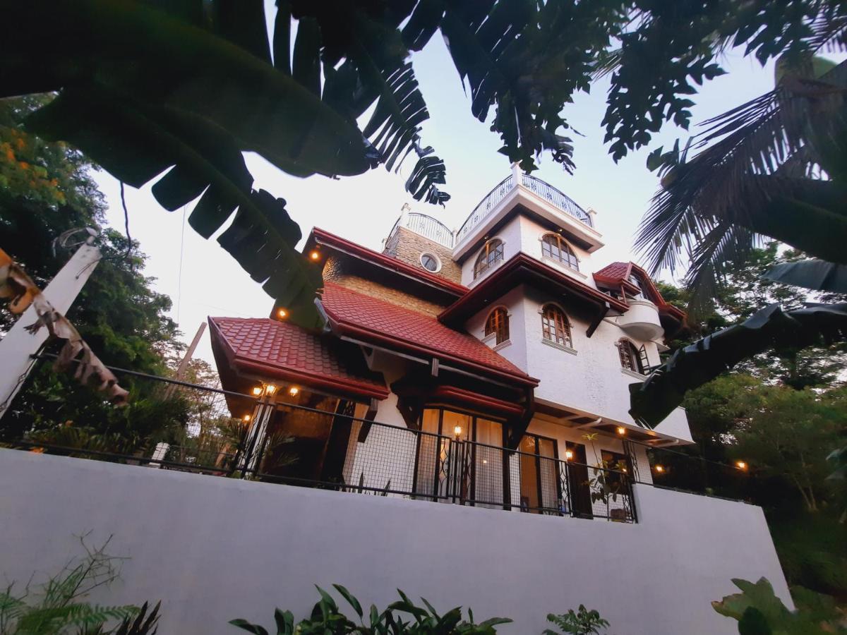 Angono El Castillo Bed And Breakfast المظهر الخارجي الصورة